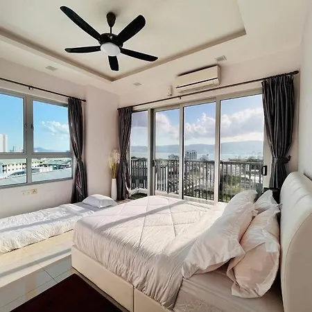 Panaromic Duplex Seaview Retreat With Virtual Reality Experience !! + Megascreen Home-Cinema